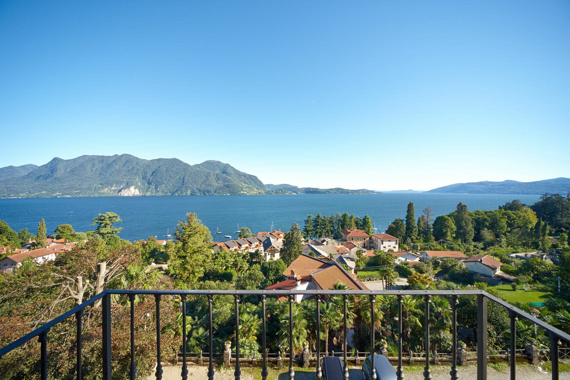 Villa Josefa Apartment Lake Maggiore ภายนอก รูปภาพ